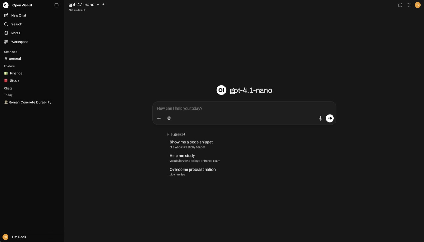 Open WebUI chat interface (official screenshot)